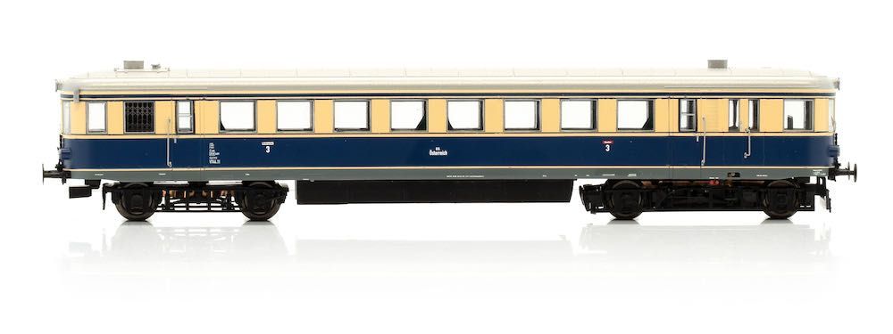Jägerndorfer Modellbahn 13072 - Triebwagen VT 44.19 BBÖ Ep.II/III H0/WS Sound